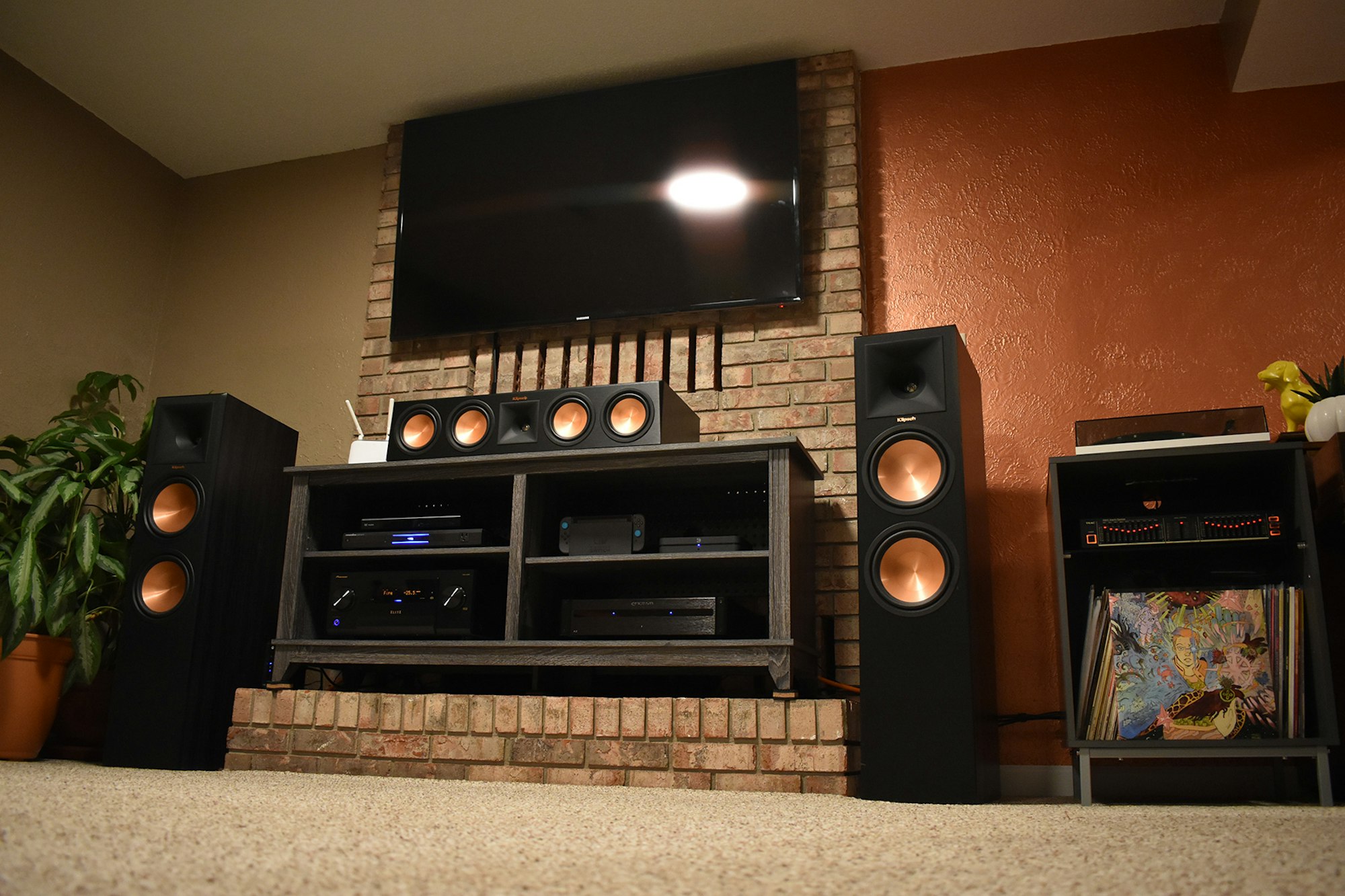 George Gasser monday showcase Reference premiere setup
