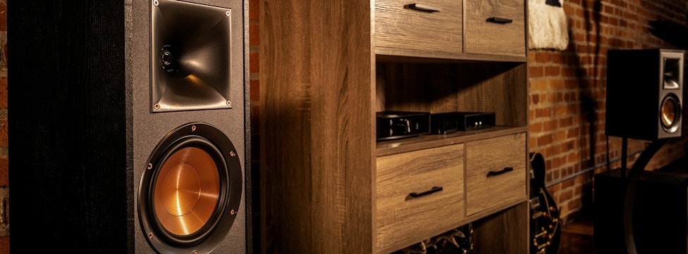 How to Find the Best Bookshelf Speakers for Your Home