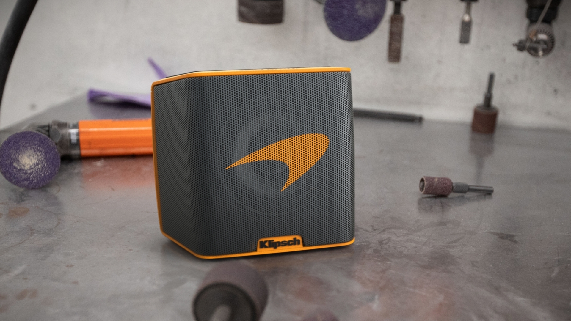 klipsch groove mclaren Bluetoothスピーカー KLIPSCH GROOVE McLAREN EDITION PORTABLE BLUETOOTH SPEAKER | eBay
