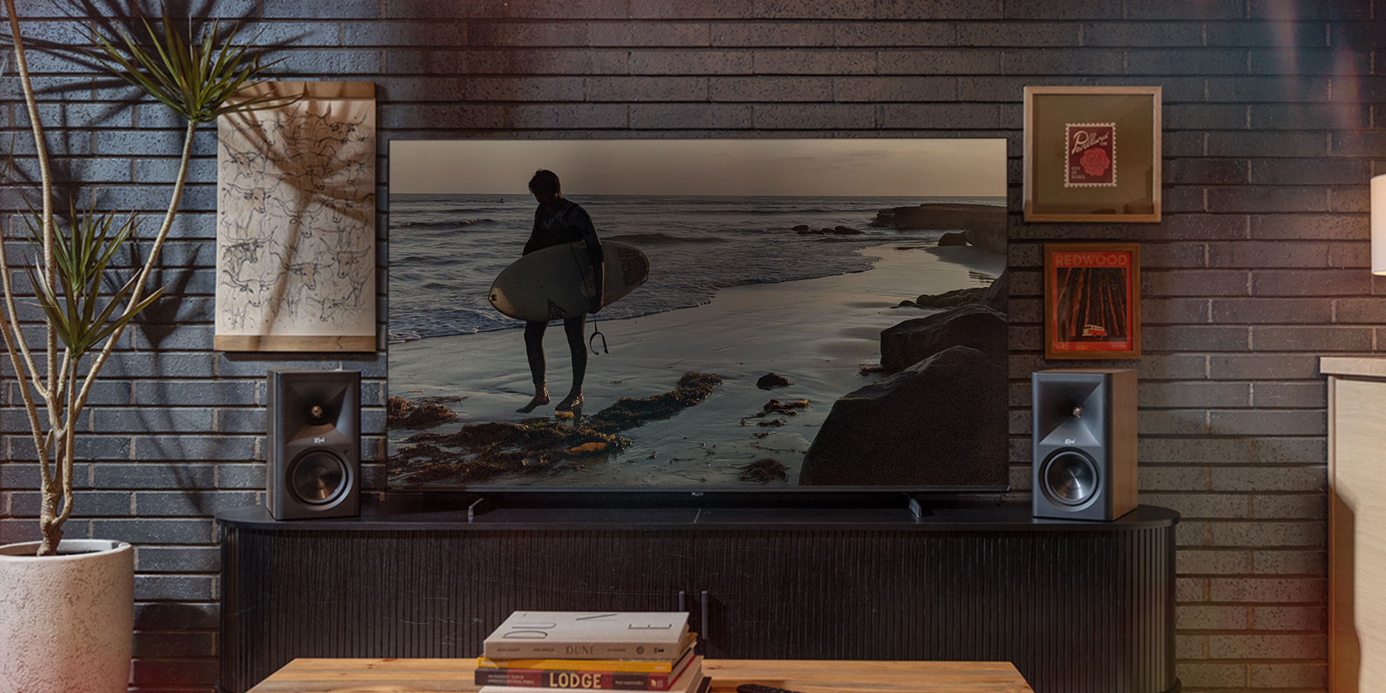 FSN All New Powered Speakers 2000x1000