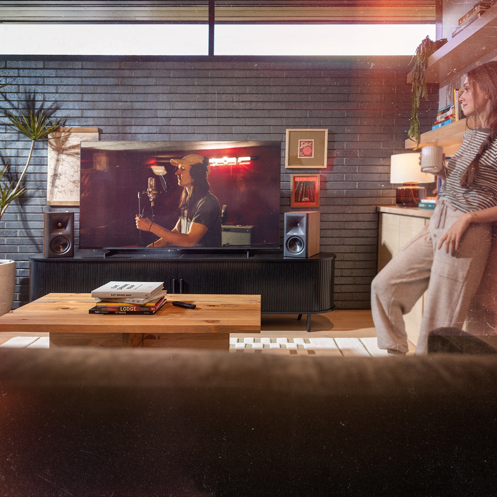 FSN Fives Built In Streaming 2000x2000