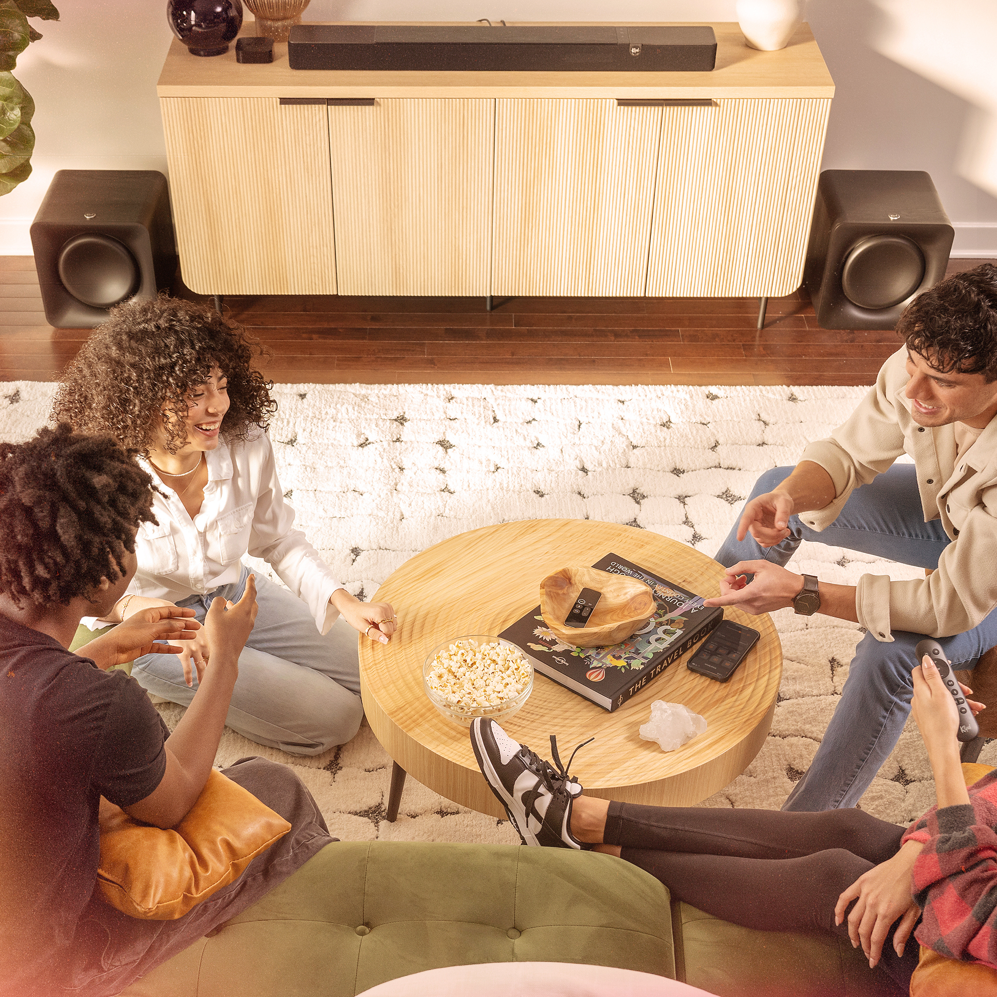 Flexus SUB 100 Duo in Modern Condo Party brighter 2000x2000