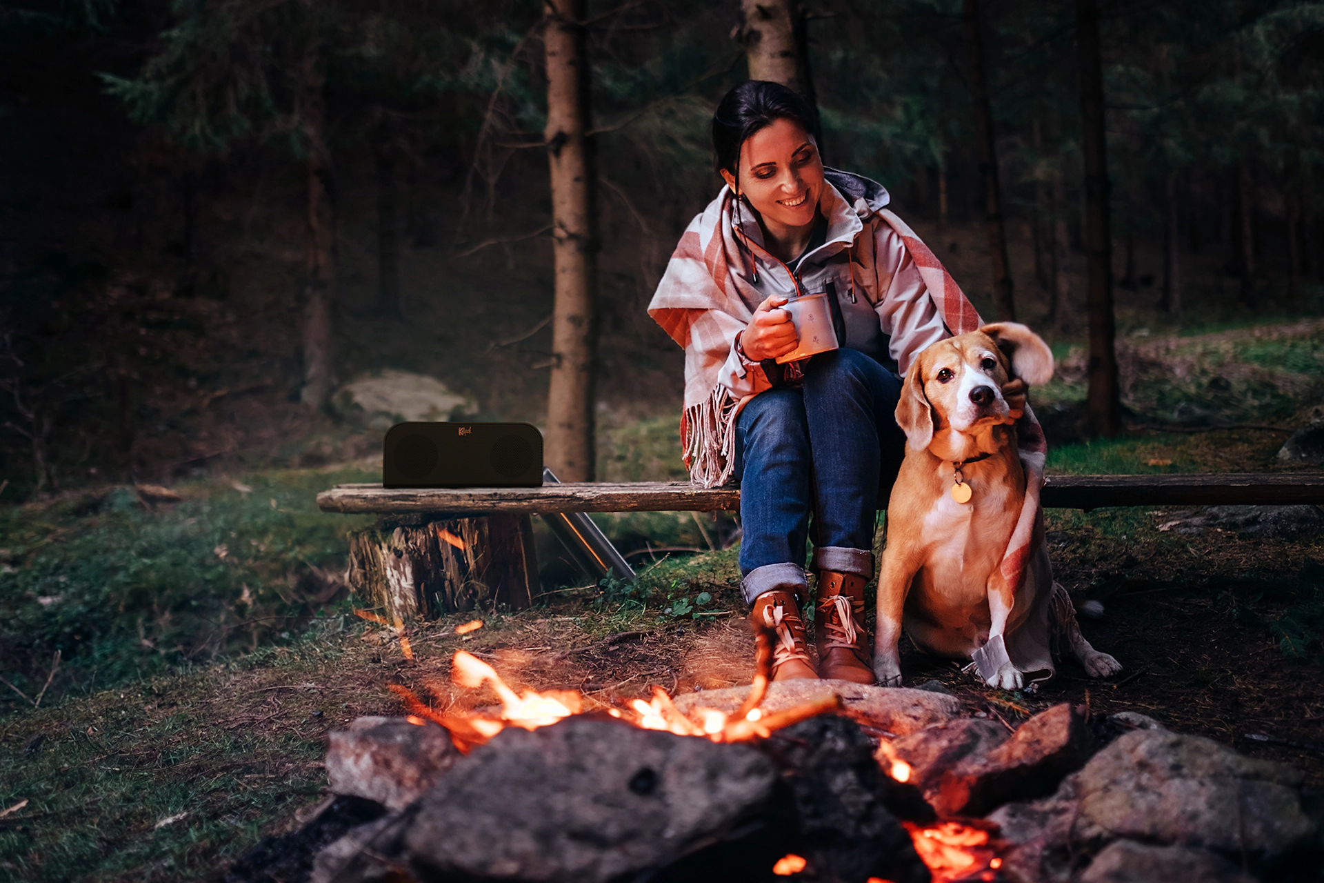 Groove XL Camping By Bonfire 2000x1333