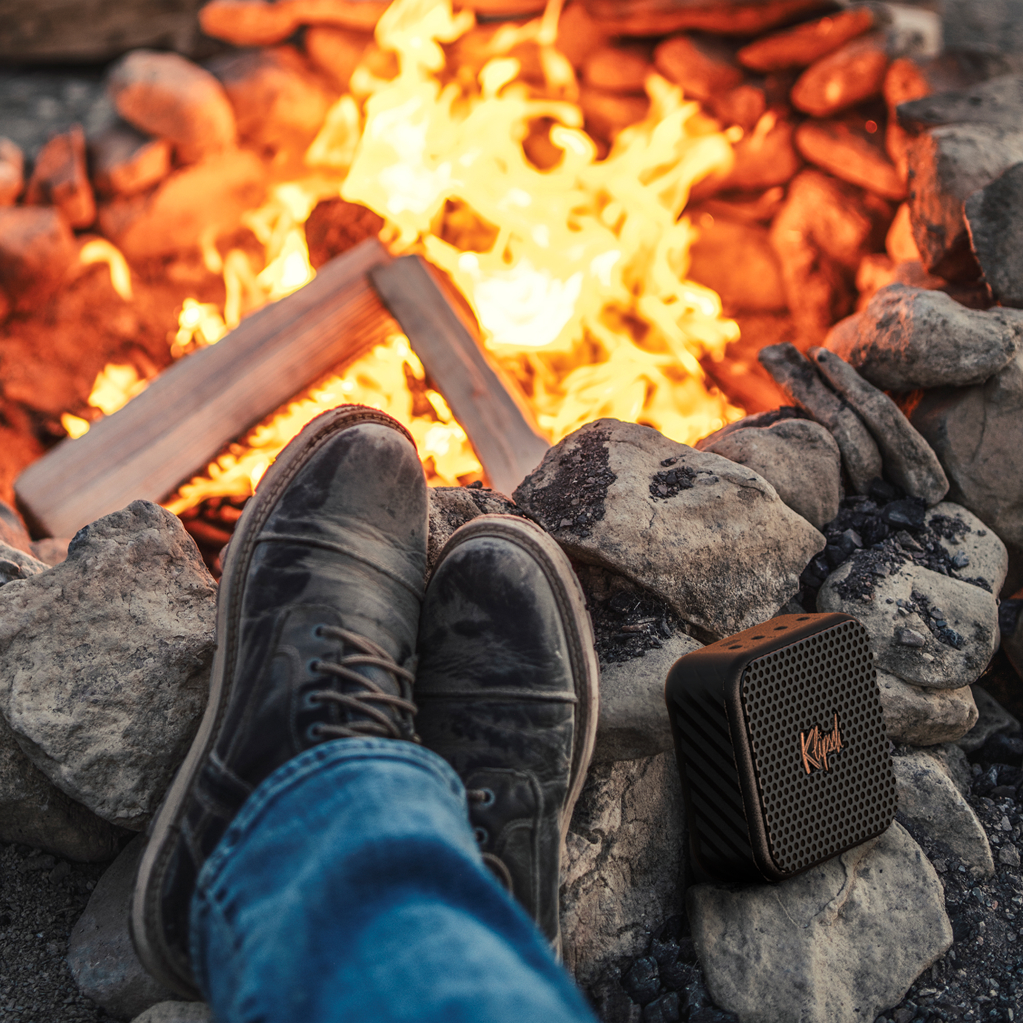 Klipsch Austin Beside a Roaring Campfire 2000x2000