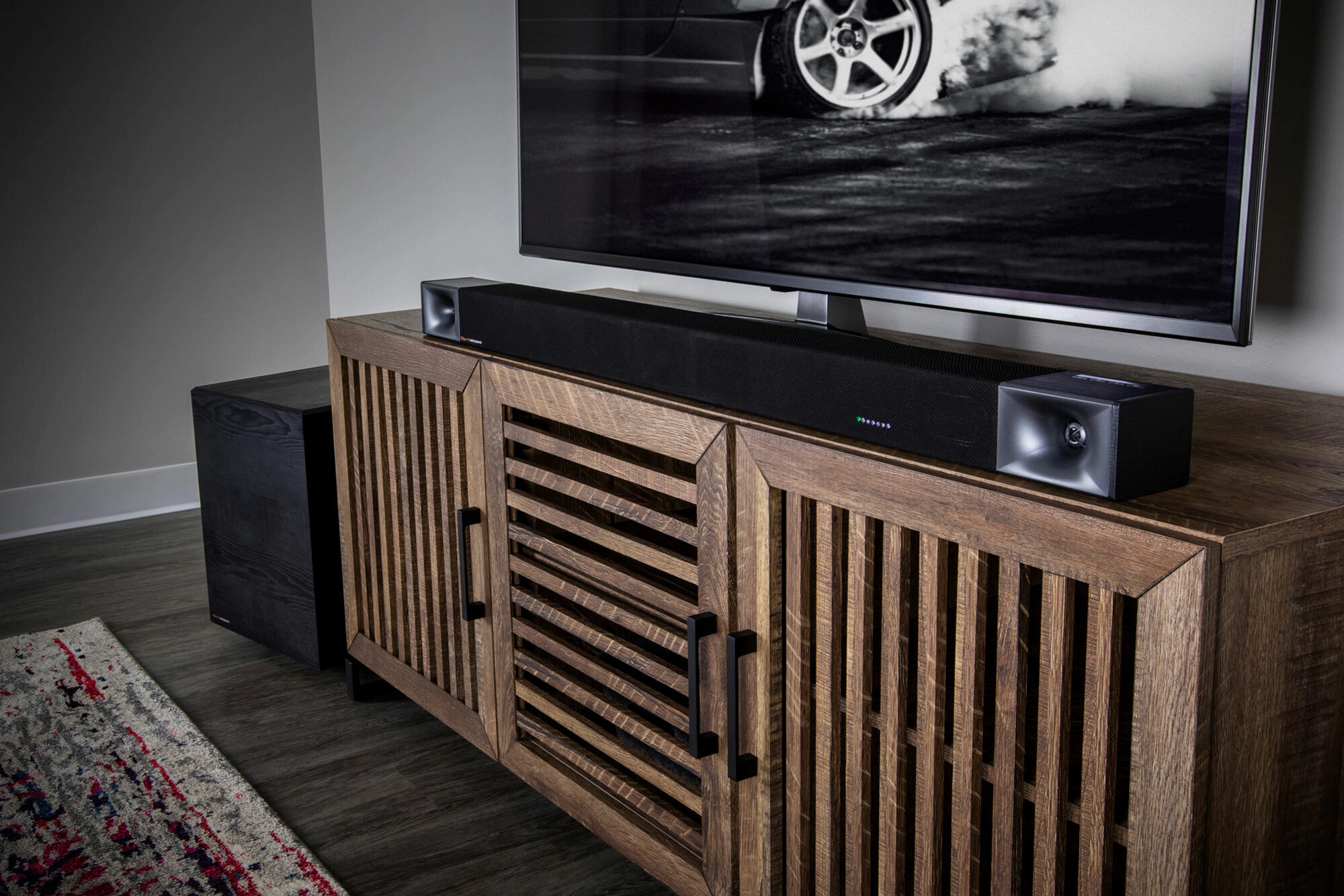 Klipsch Cinema 600 best sound bar dark living room