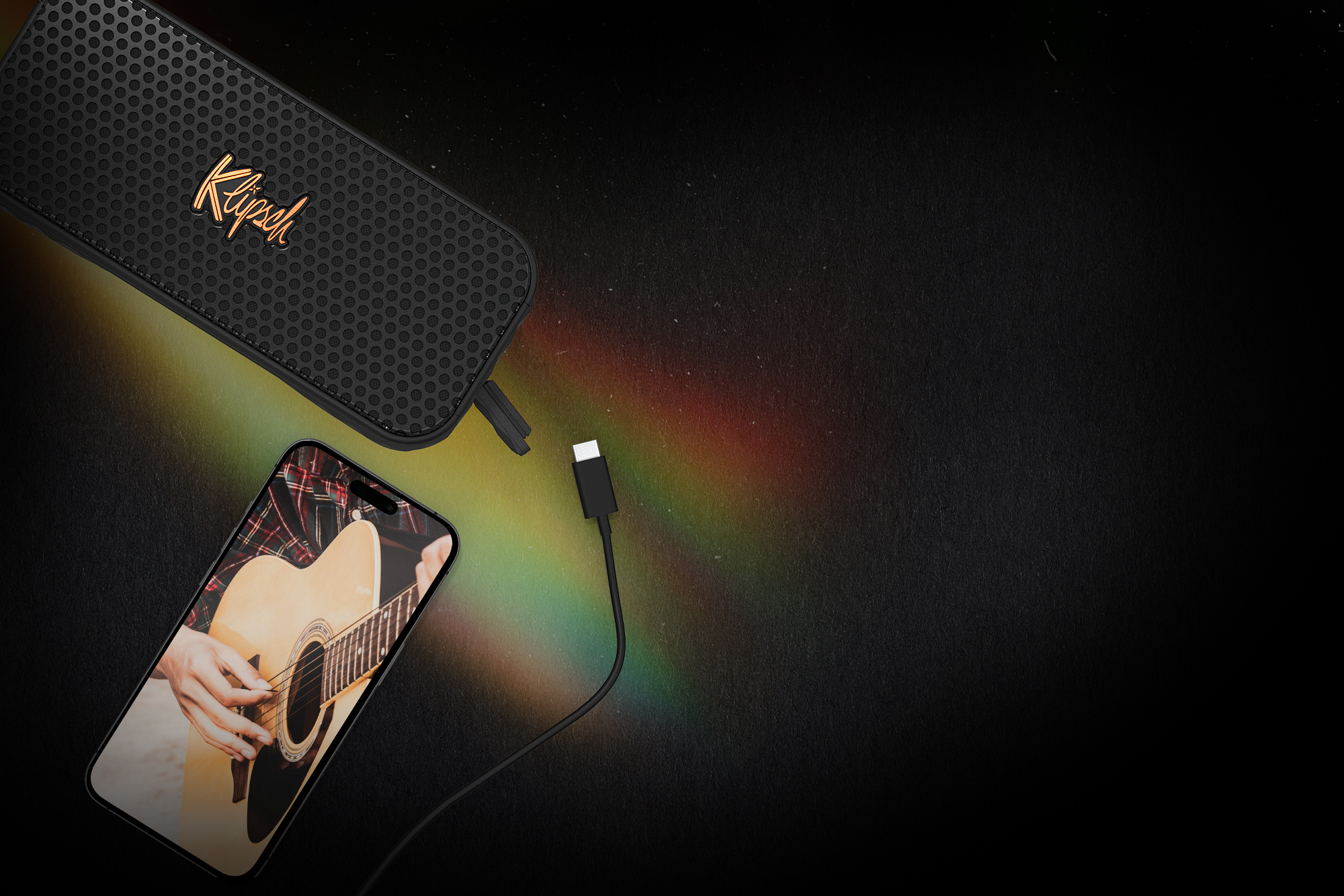 Klipsch Nashville charging via USB C 2000x1333