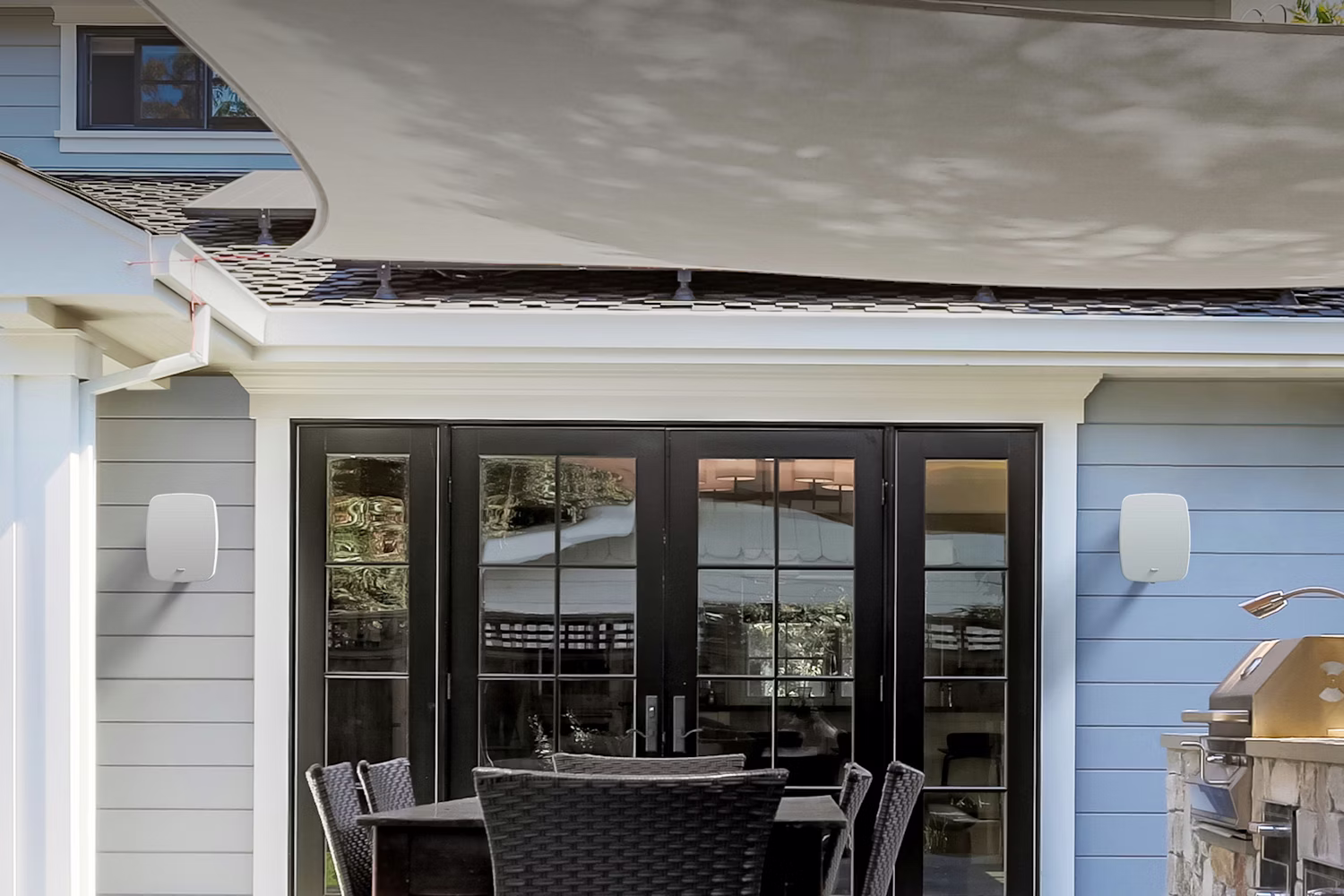 Klipsch RSM 650 Powering An Outdoor Kitchen Area overlay 2000x2500