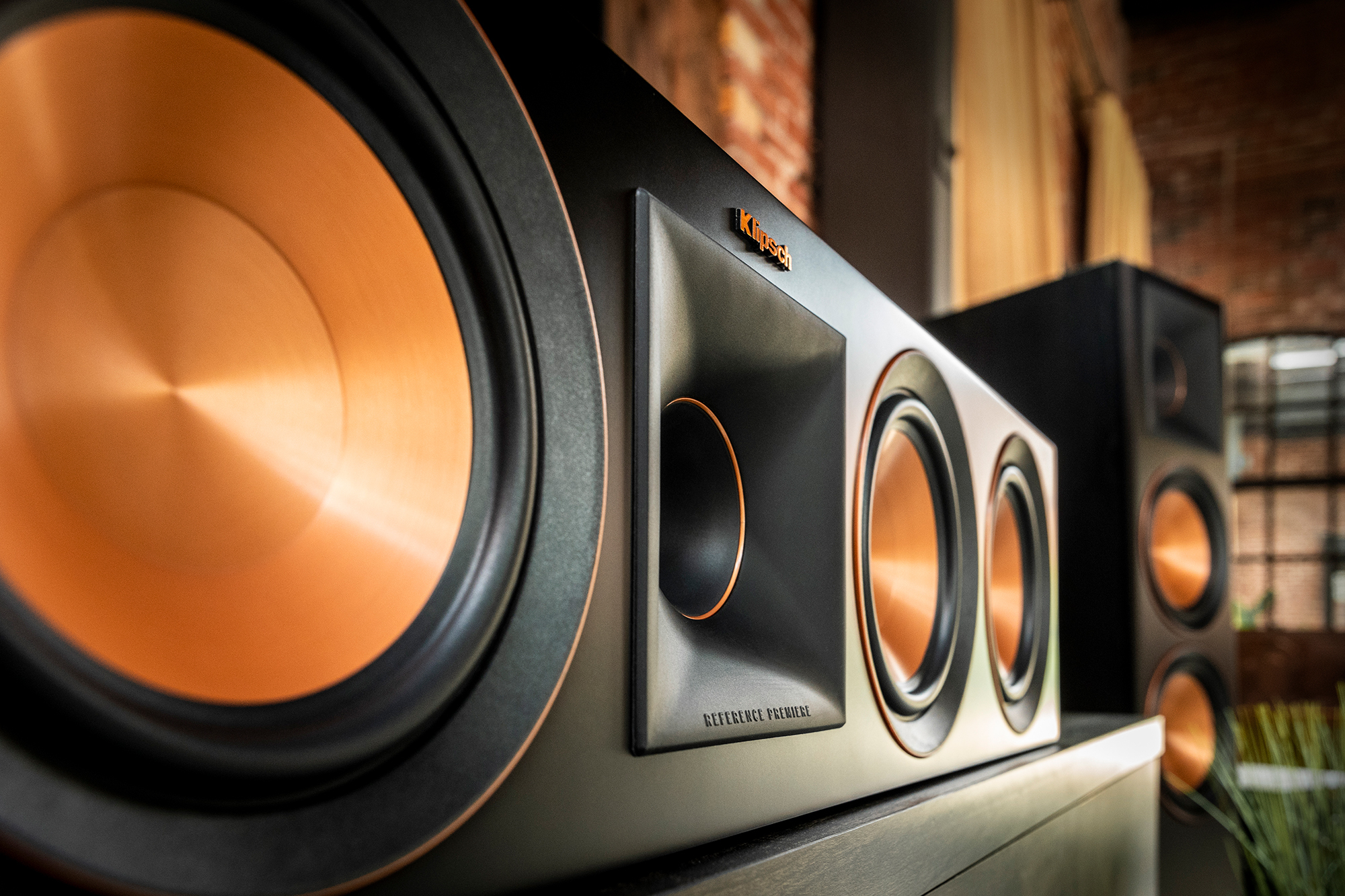 Klipsch Reference Premiere center channel speaker home theateer