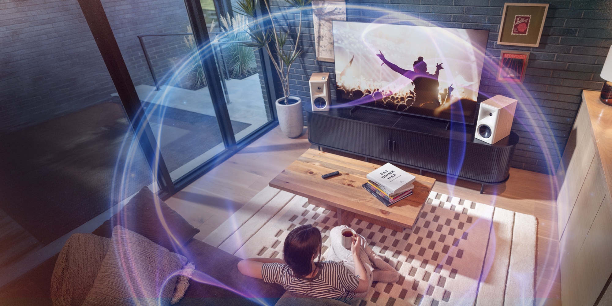 Klipsch The Fives II with Dolby Atmos sound virtualized as a bubble around engulfing the sweet spot in the room end 2000x1000