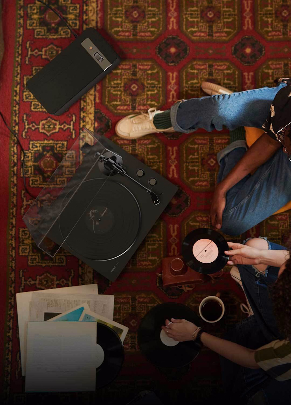 Klipsch The One Plus TEAC Turntable