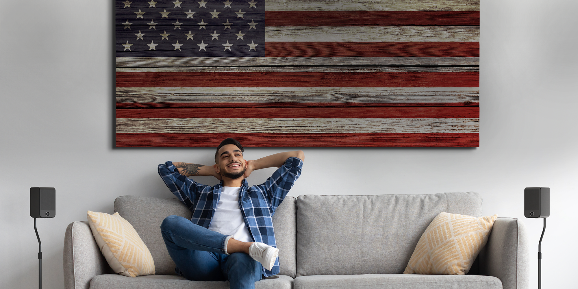 Klipsch Flexus SURR 100 in front of Americana Decor6 2000x1000