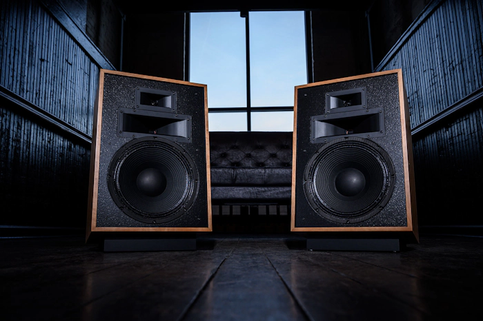 Klipsch Heresy IV close up