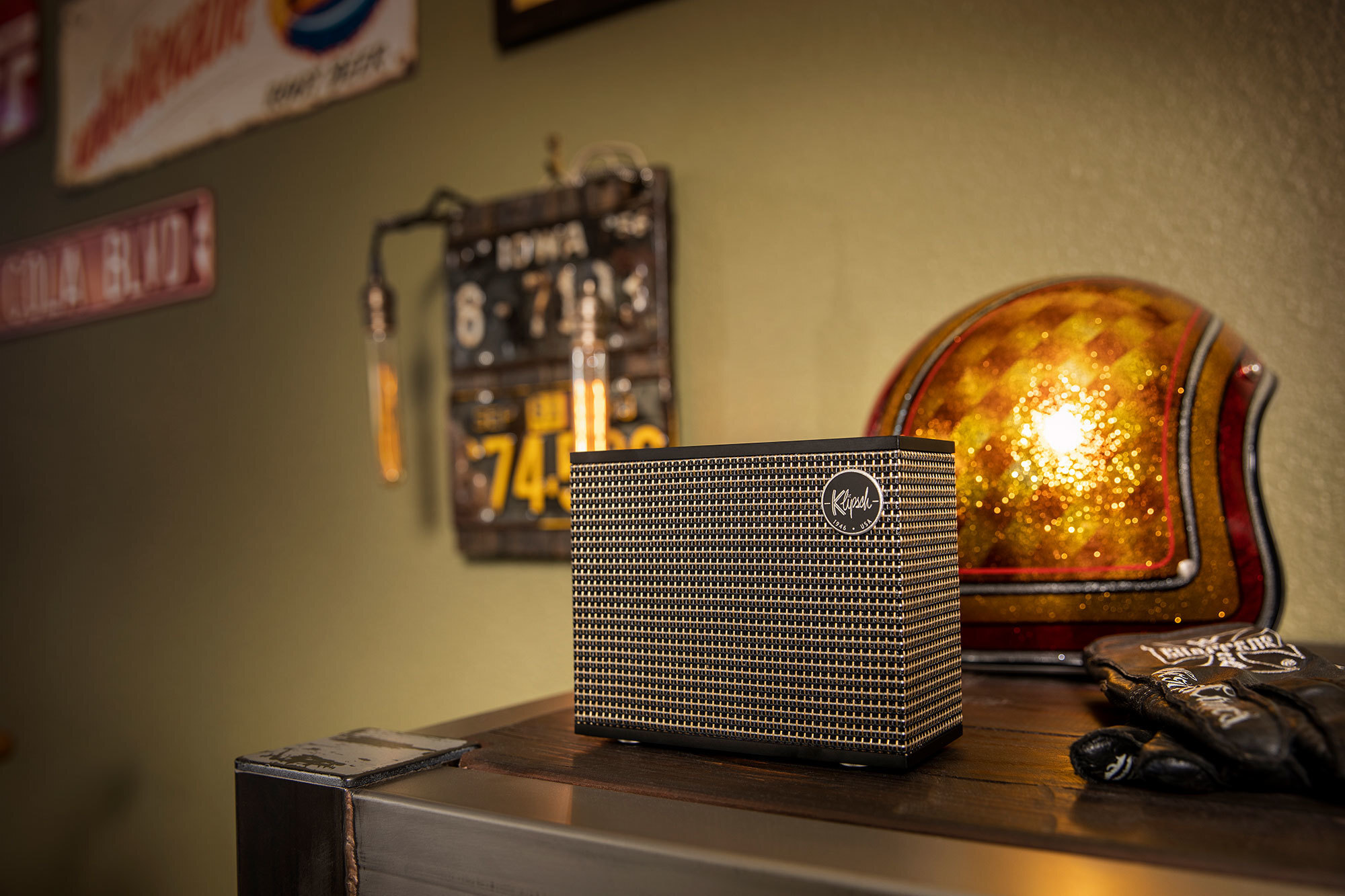 Klipsch Heritage Groove Lifestyle 24