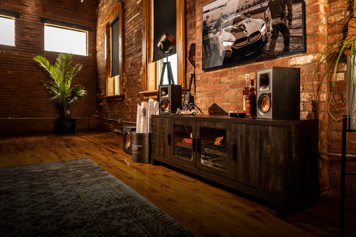 Klipsch Reference Powered Speakers Lifestyle GNM49