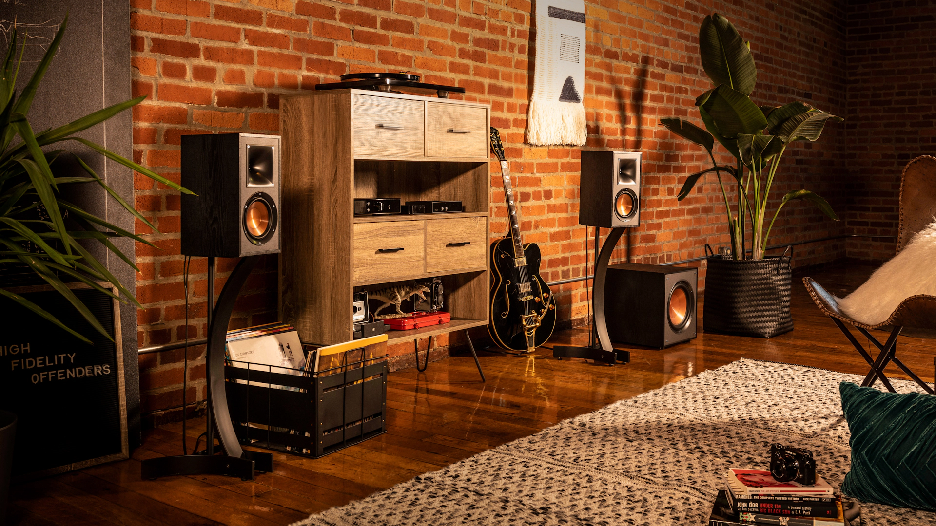 Klipsch Reference Speakers Lifestyle GNM 118 2