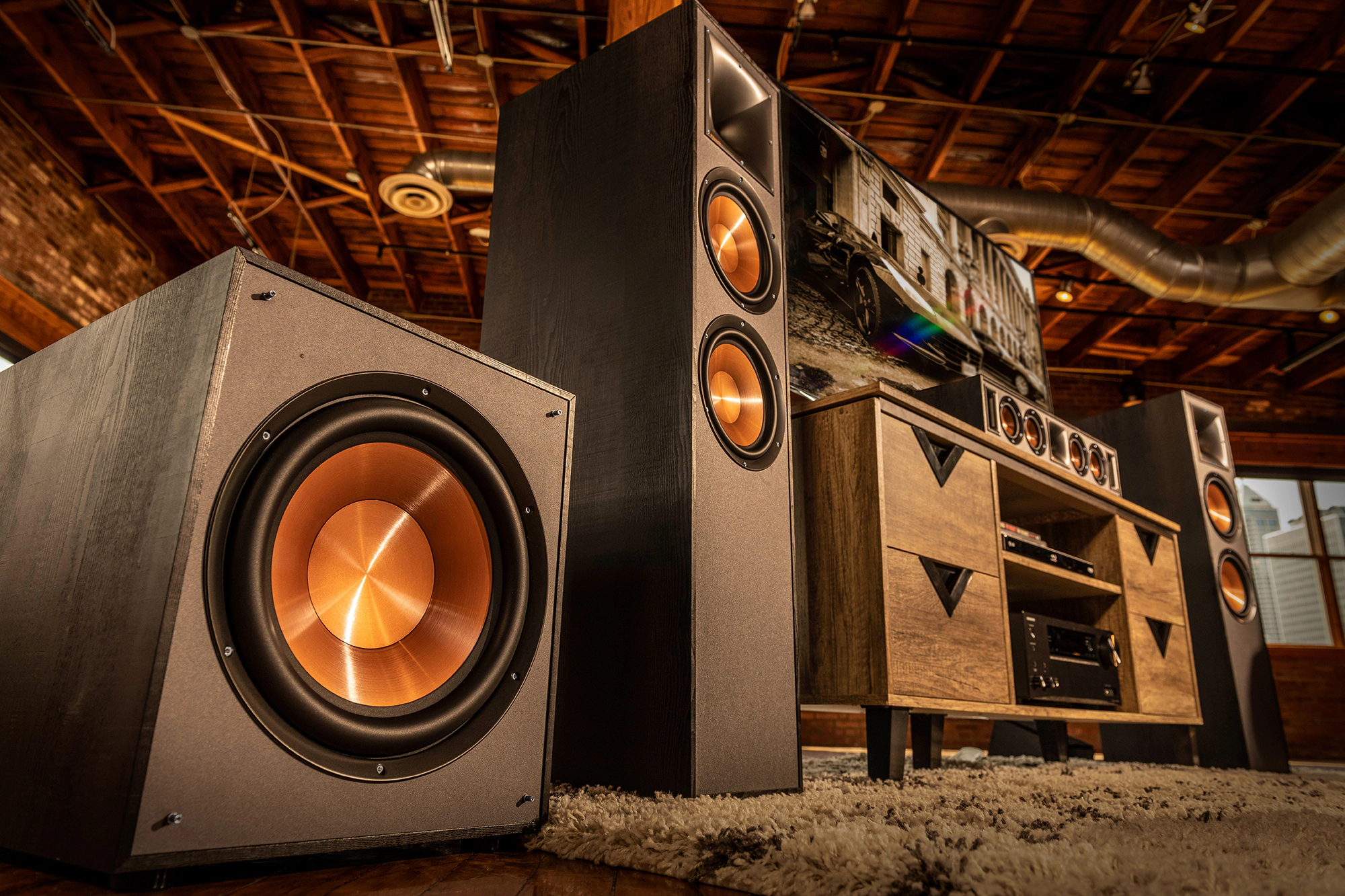 Klipsch Reference Subwoofers Lifestyle GNM 16