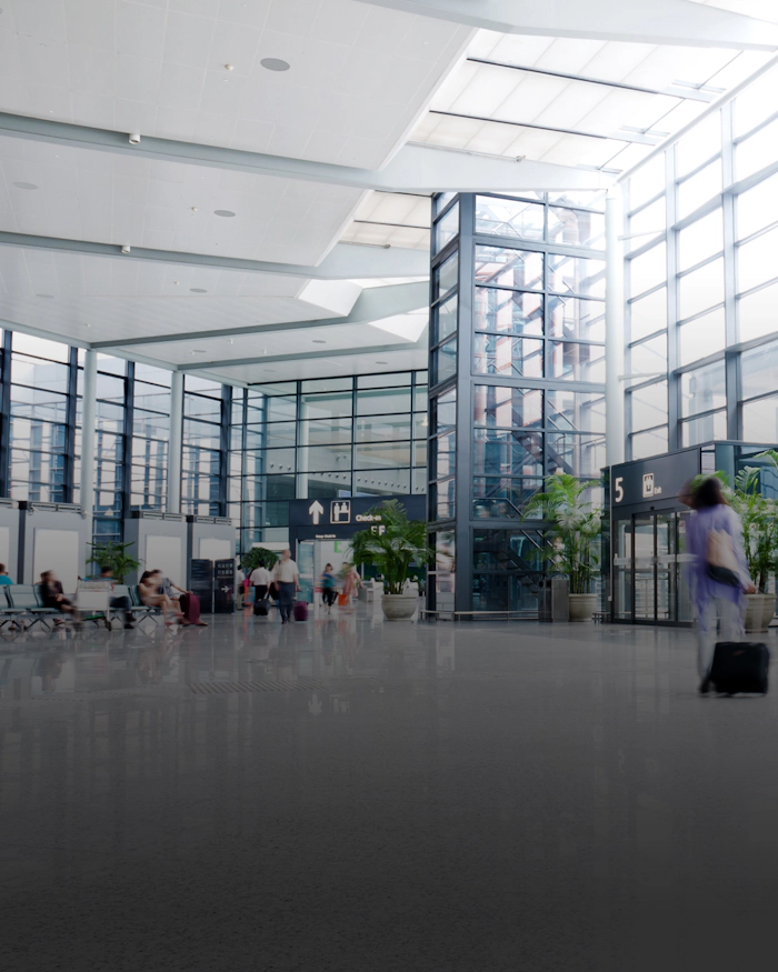 PIC 800 T In Airport Terminal overlay 2000x2500