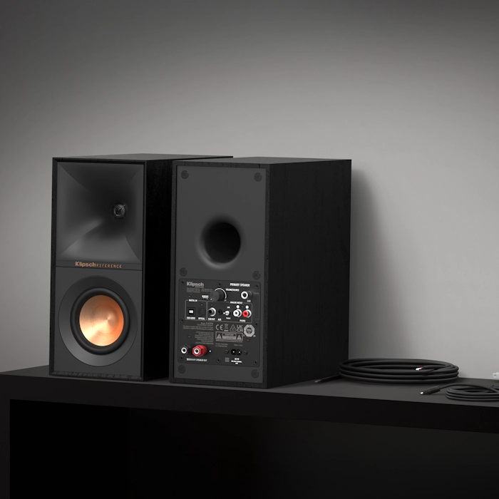 R 40 PM Back Inputs and Cables in Moody Room 2000x2000