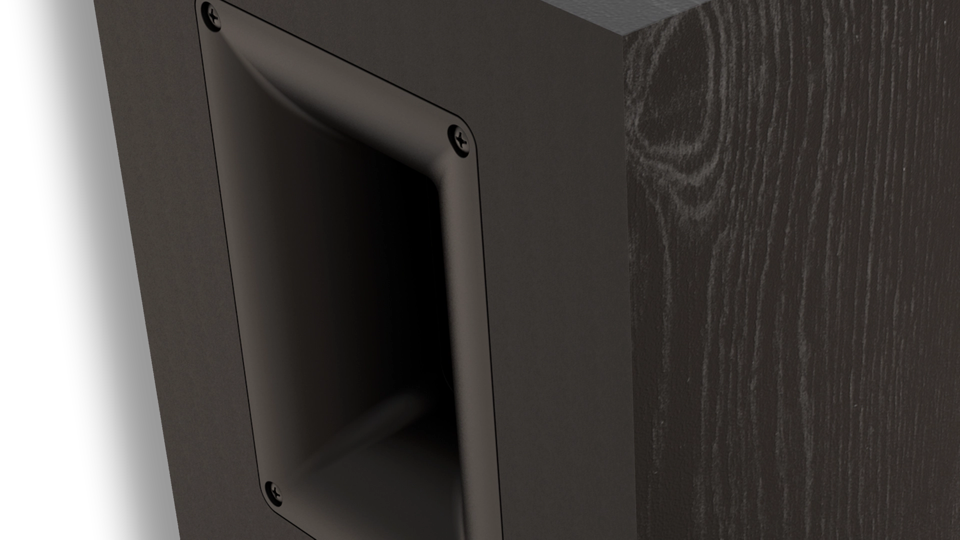 RP 600 M II closeup of rear tractrix port mobile