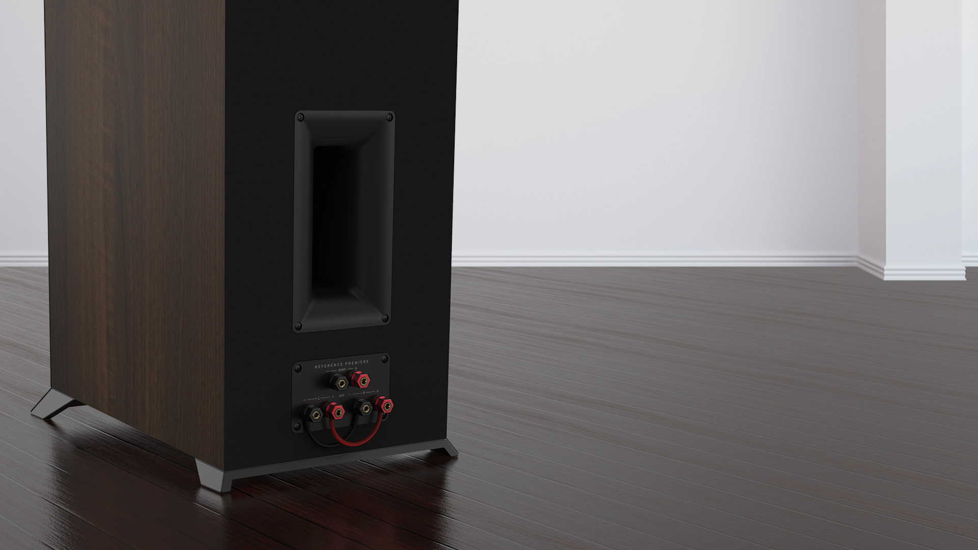 Rear view of the RP 5000 F showing bi amping or bi wiring