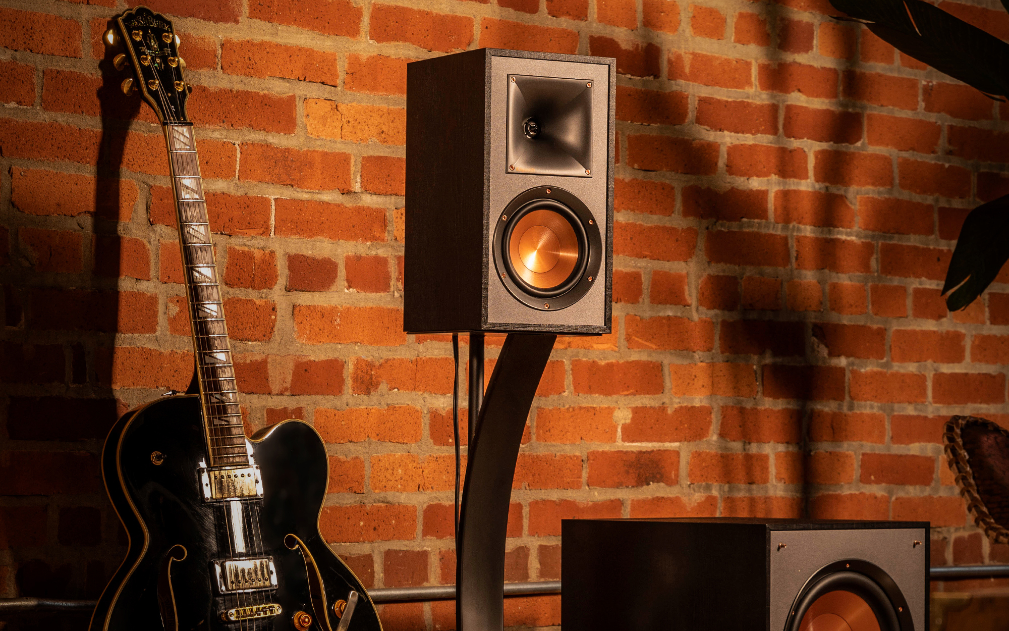 Klipsch | R-51M Bookshelf Speakers