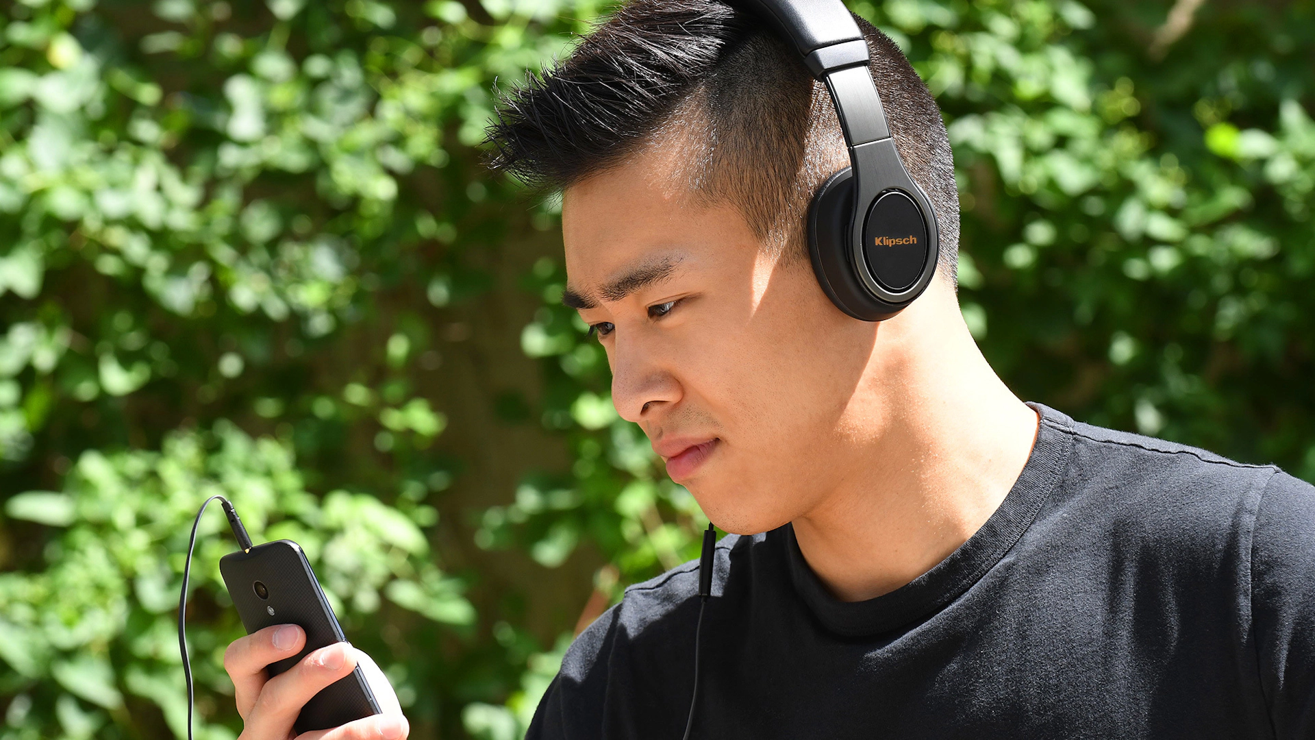 Reference On Ear II 5