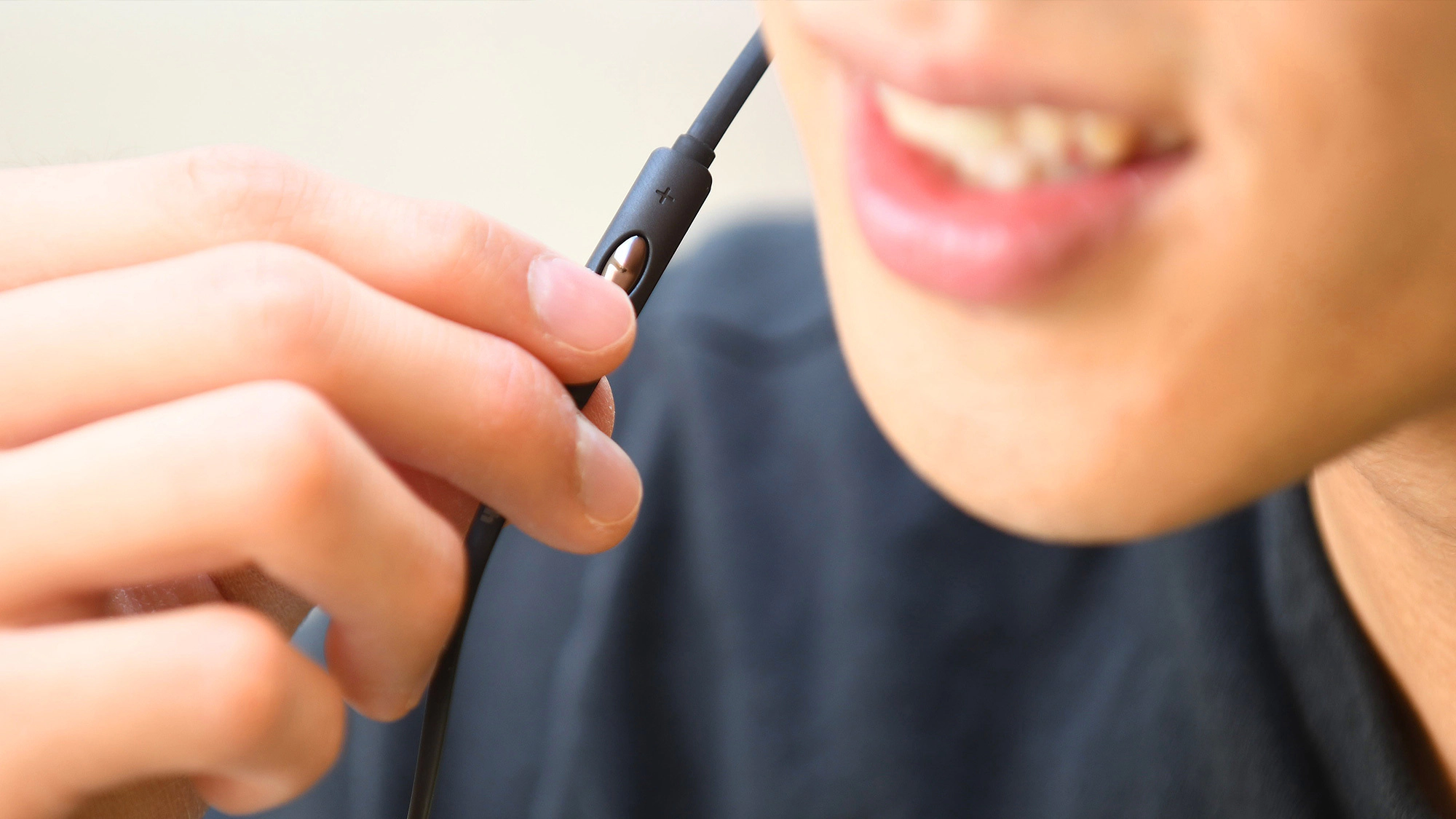 Reference On Ear II 6