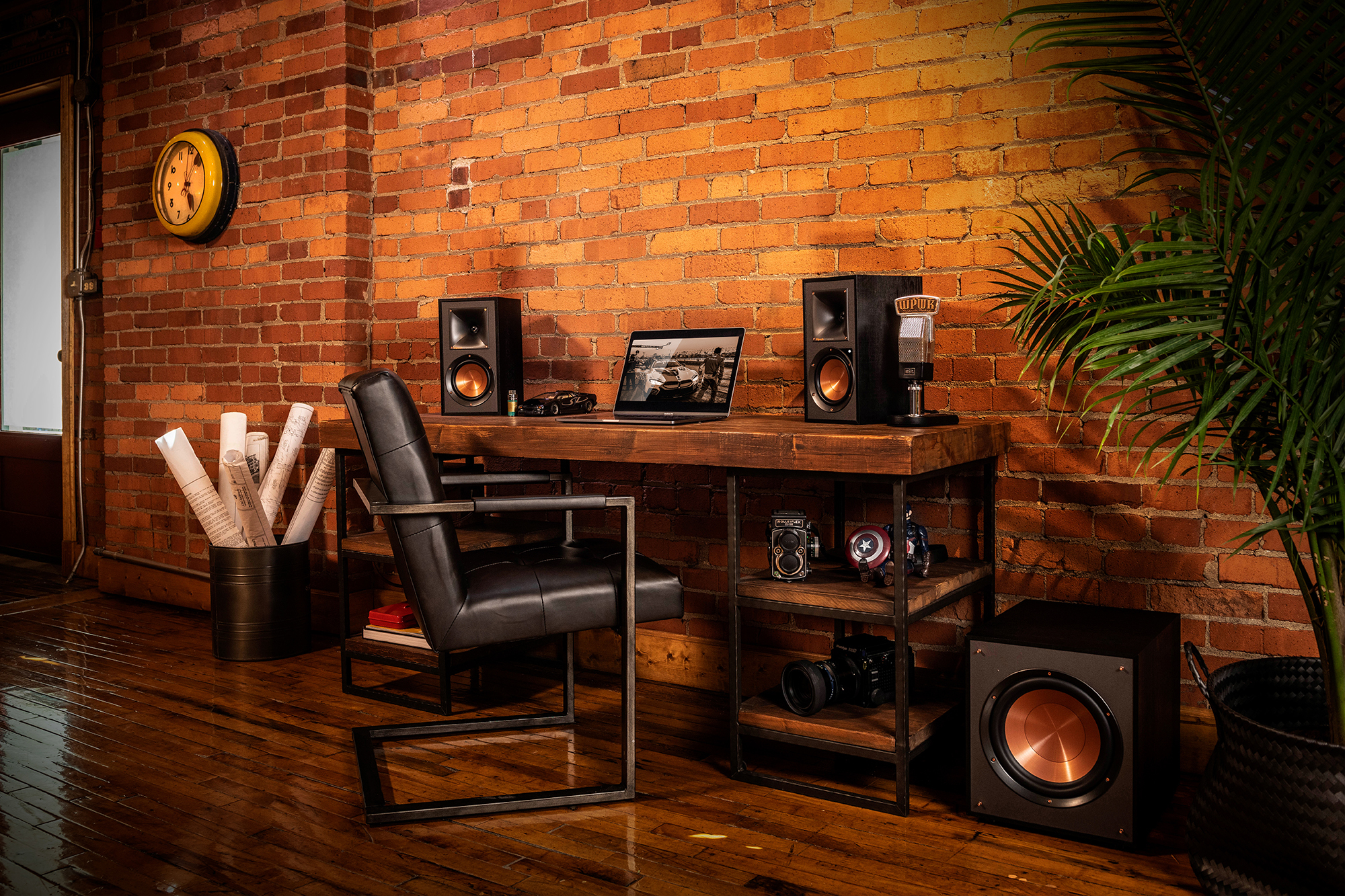 Klipsch | R-41PM Klipsch® Certified Factory Refurbished Powered…