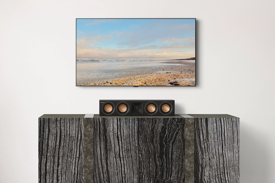 Speakers Category Center Channel RP 404 C 2000x1333