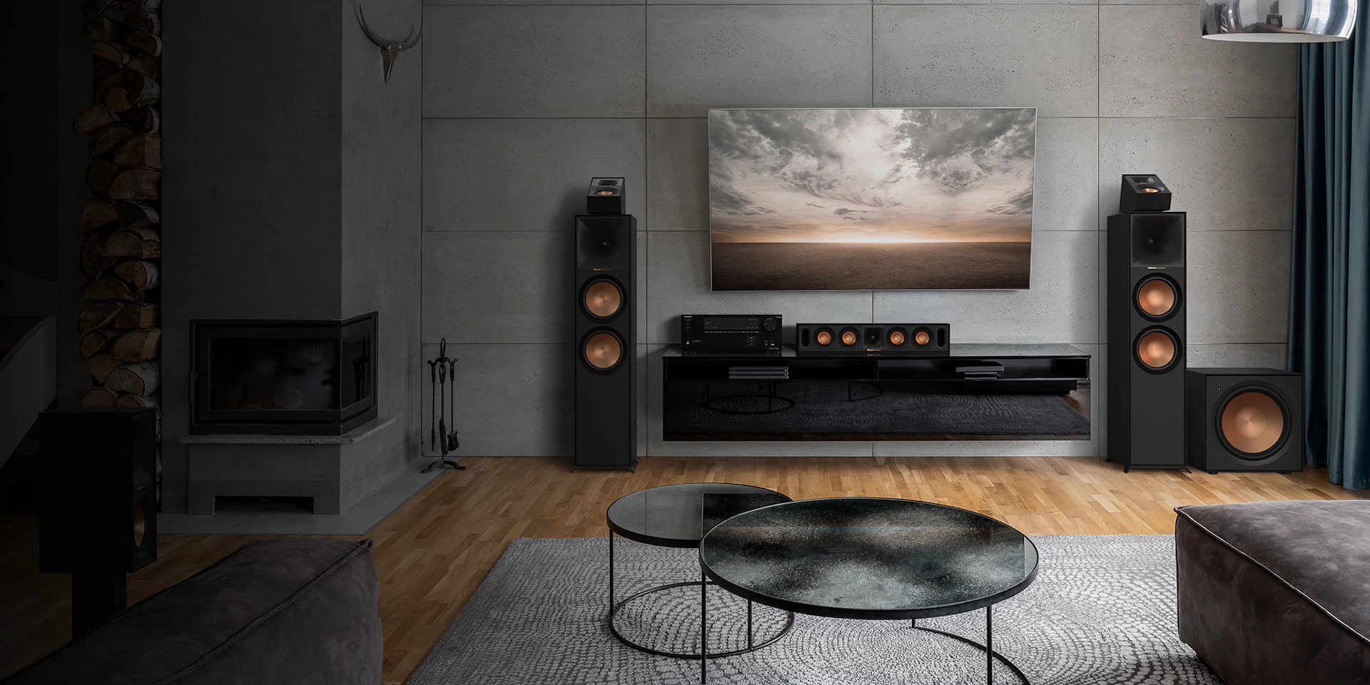 Speakers Landing Reference R 800 F R 40 SA R 30 C R 121 SW R 50 M overlay 2000x1000