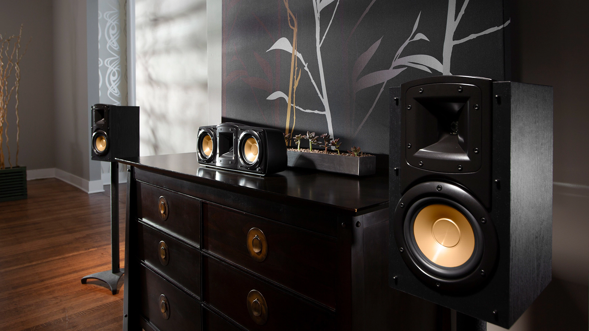 Synergy Black Label Lifestyle Klipsch
