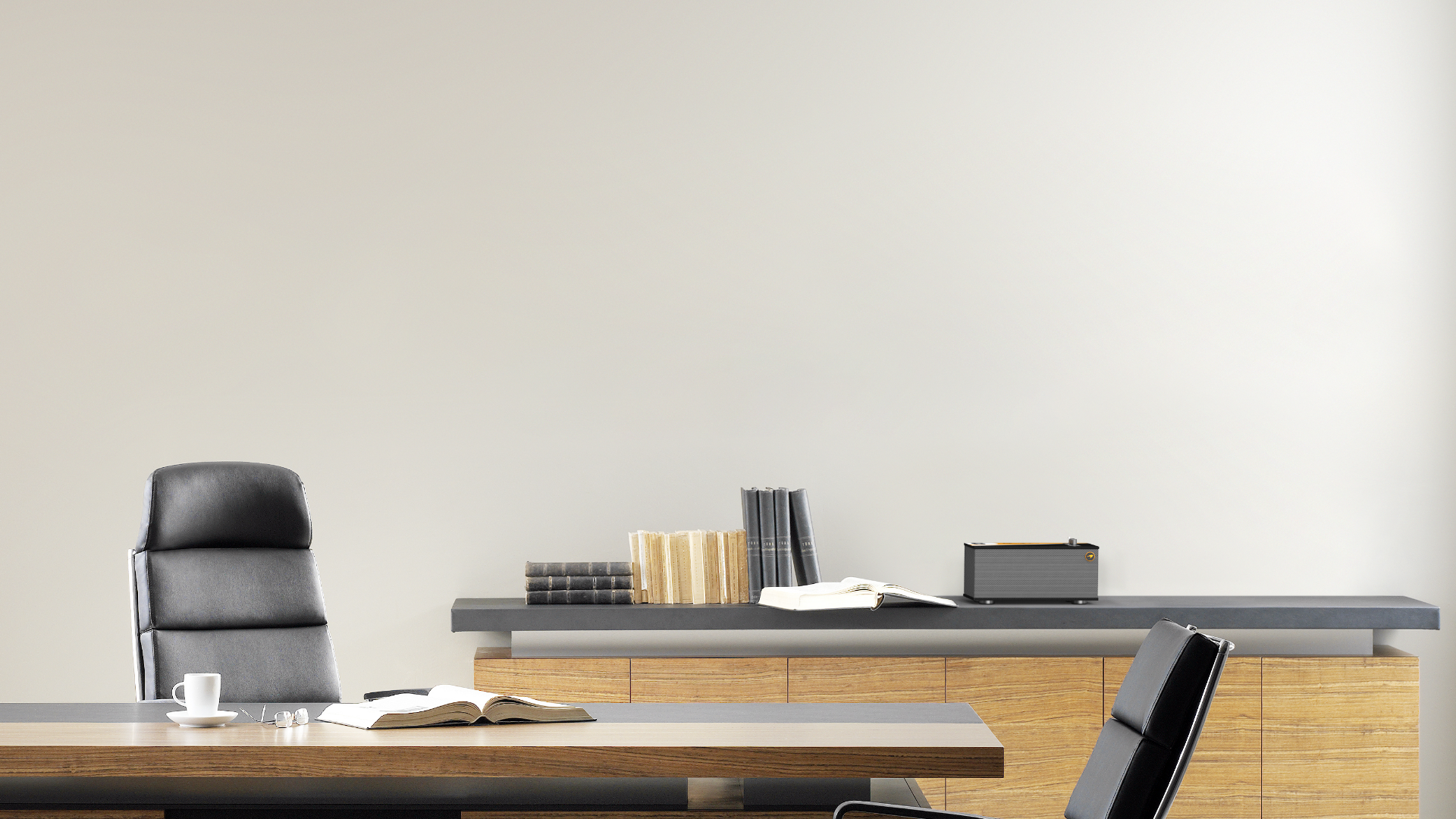 The One II Mc Laren Edition In Office3