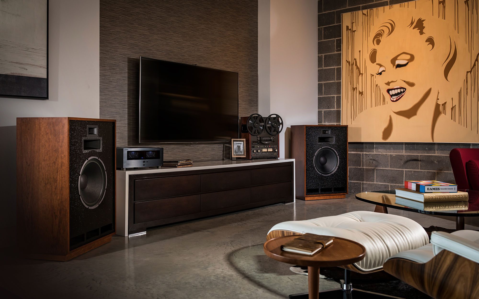 Cornwall III Floorstanding Speakers Klipsch