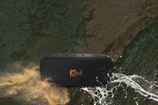 Klipsch Nashville on textured background with sand and water 2000x1333