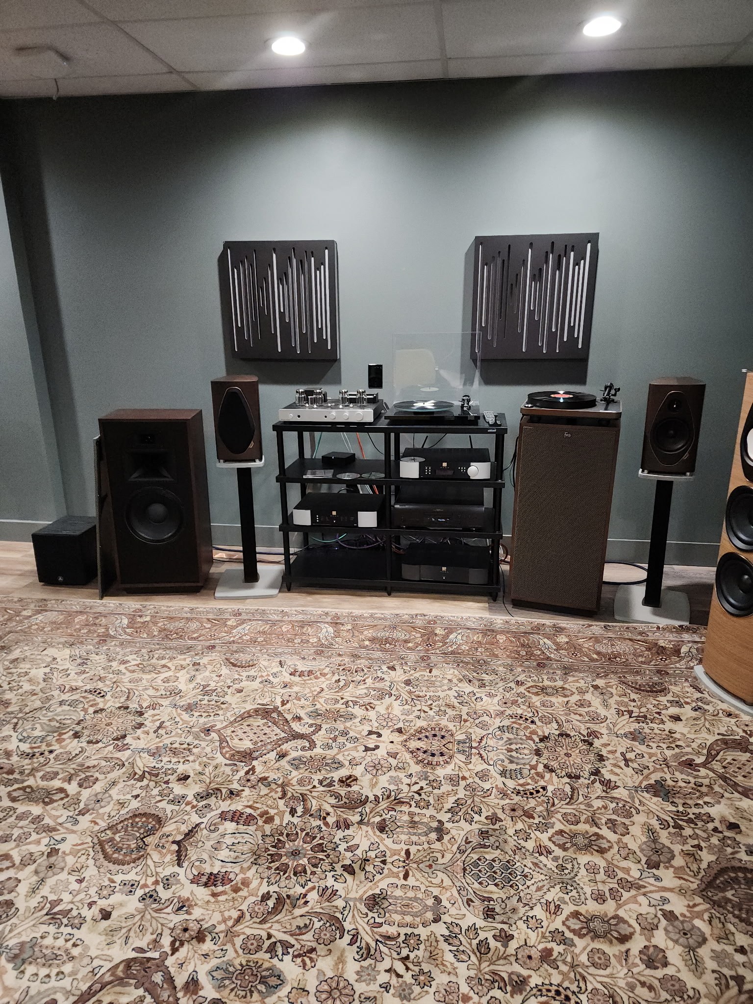 Audio Exchange Showroom 2 Klipsch Forte IV