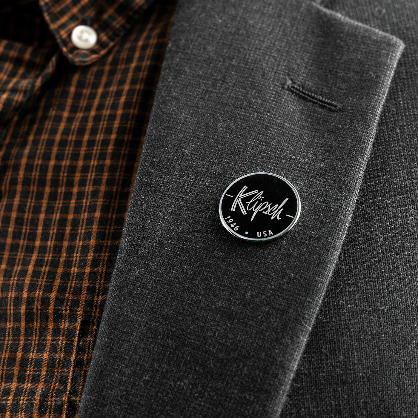 Button Collar Klipsch