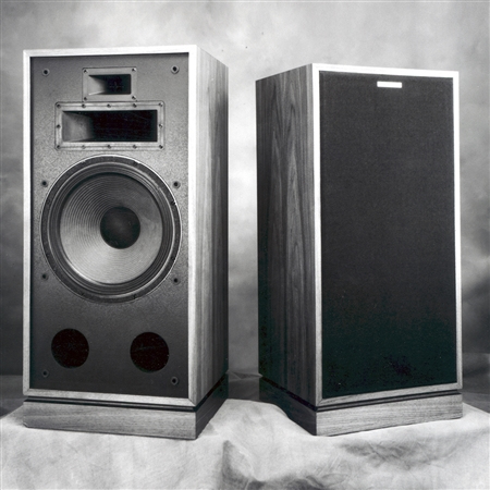 Chorus Floorstanding Speaker