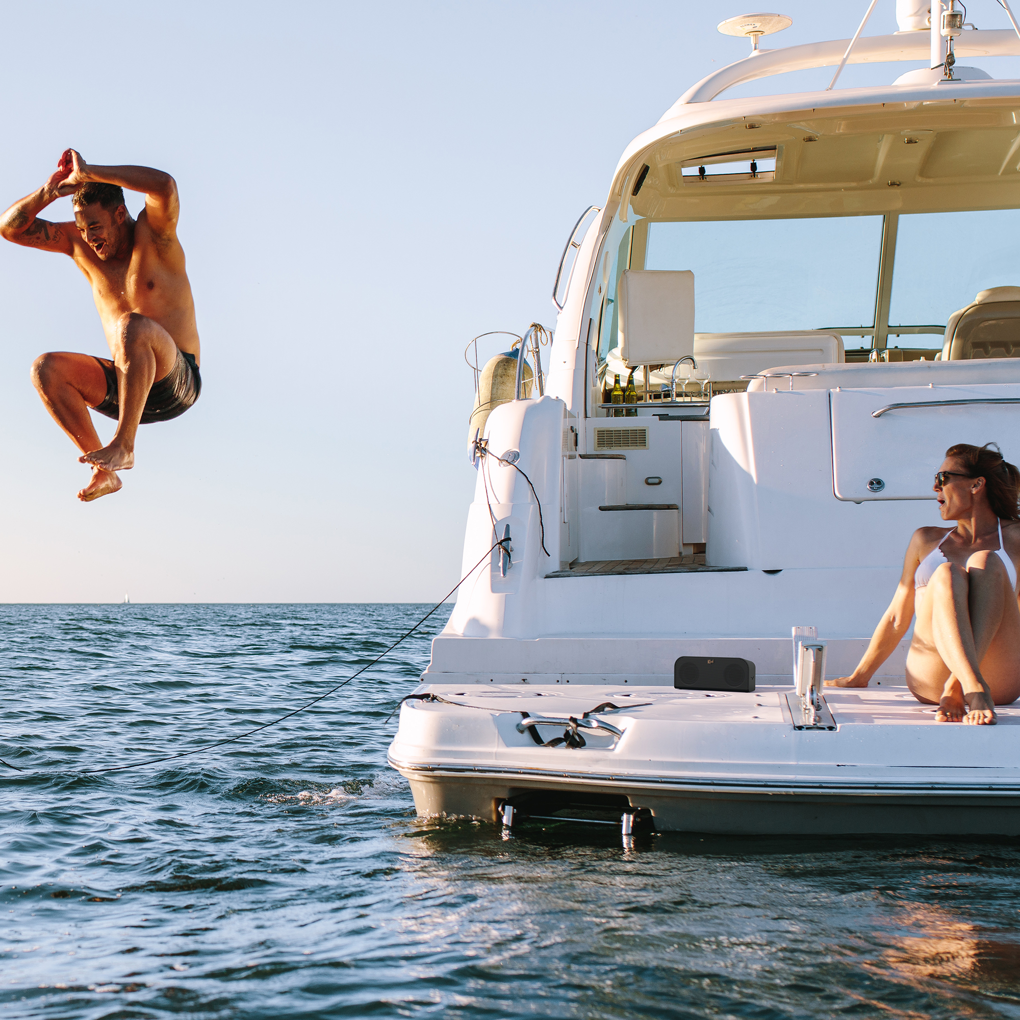 Groove XL On Boat In Lake 2000x2000