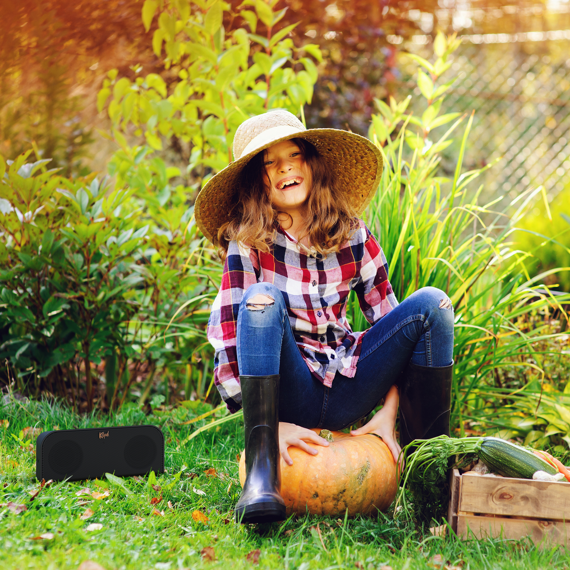 Groove XL Teen Gardening In Sunshine 2000x2000