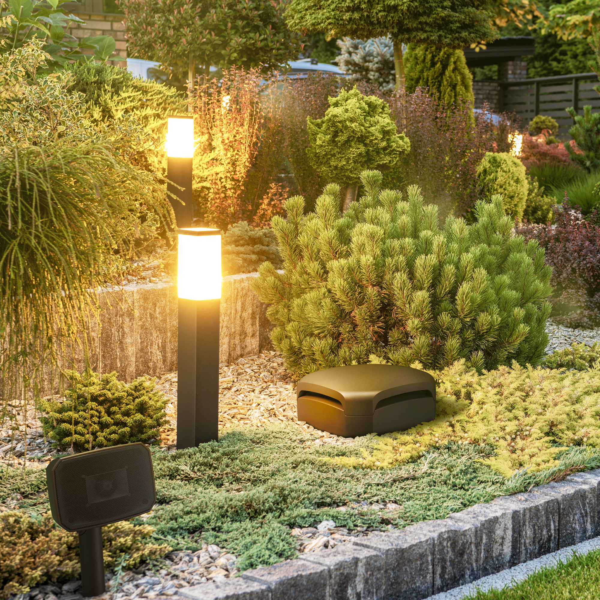 Klipsch Courtyard System in tiered landscaping outside home or restaurant 2000x2000