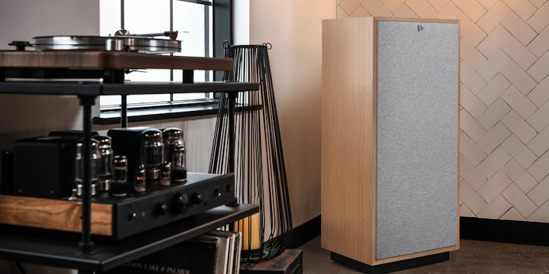 Klipsch unveils global debut of Red Oak finish and new tech at Audio Advice Live 2025