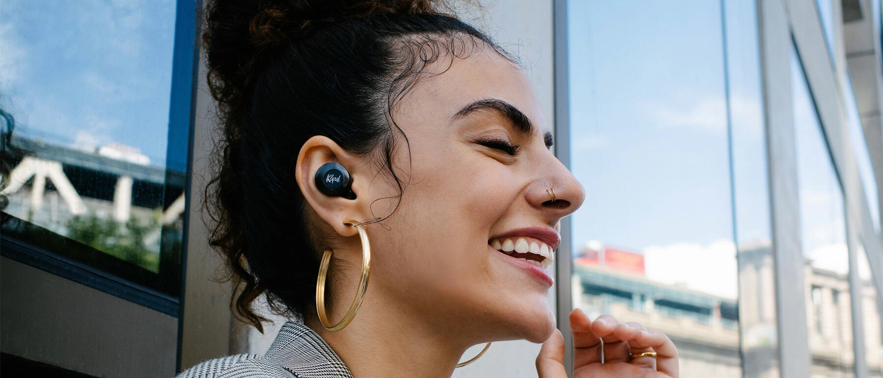 What Are Active Noise Canceling Headphones and Why Do You Need Them?