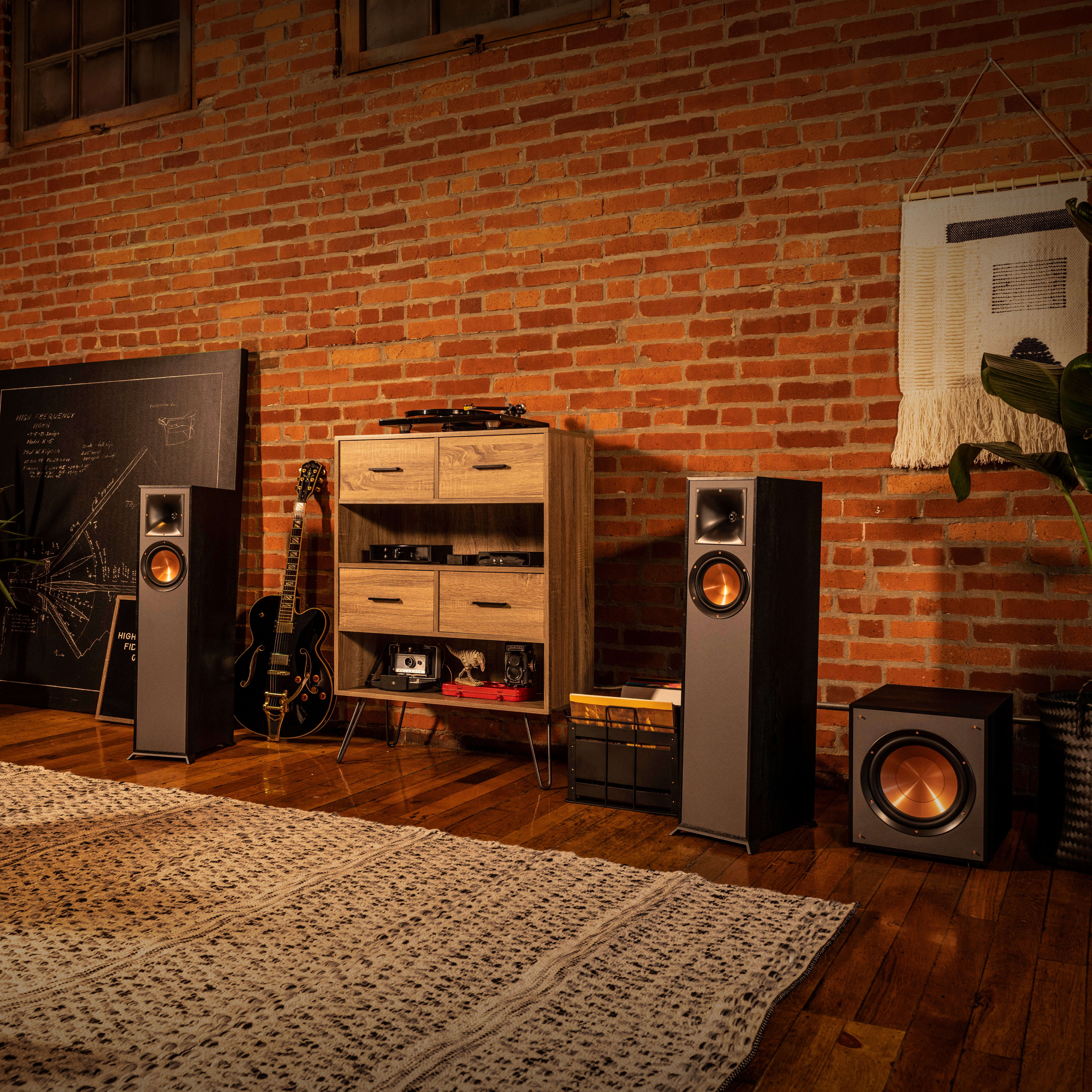 Klipsch Reference Speakers Lifestyle 57