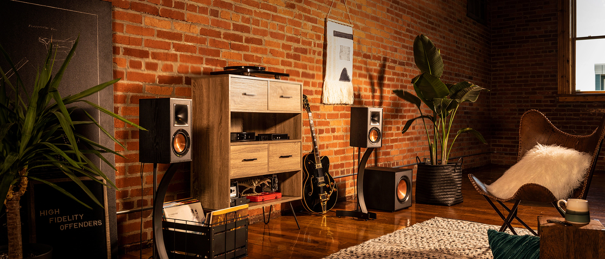 Bookshelf Speakers: What You Need to Know
