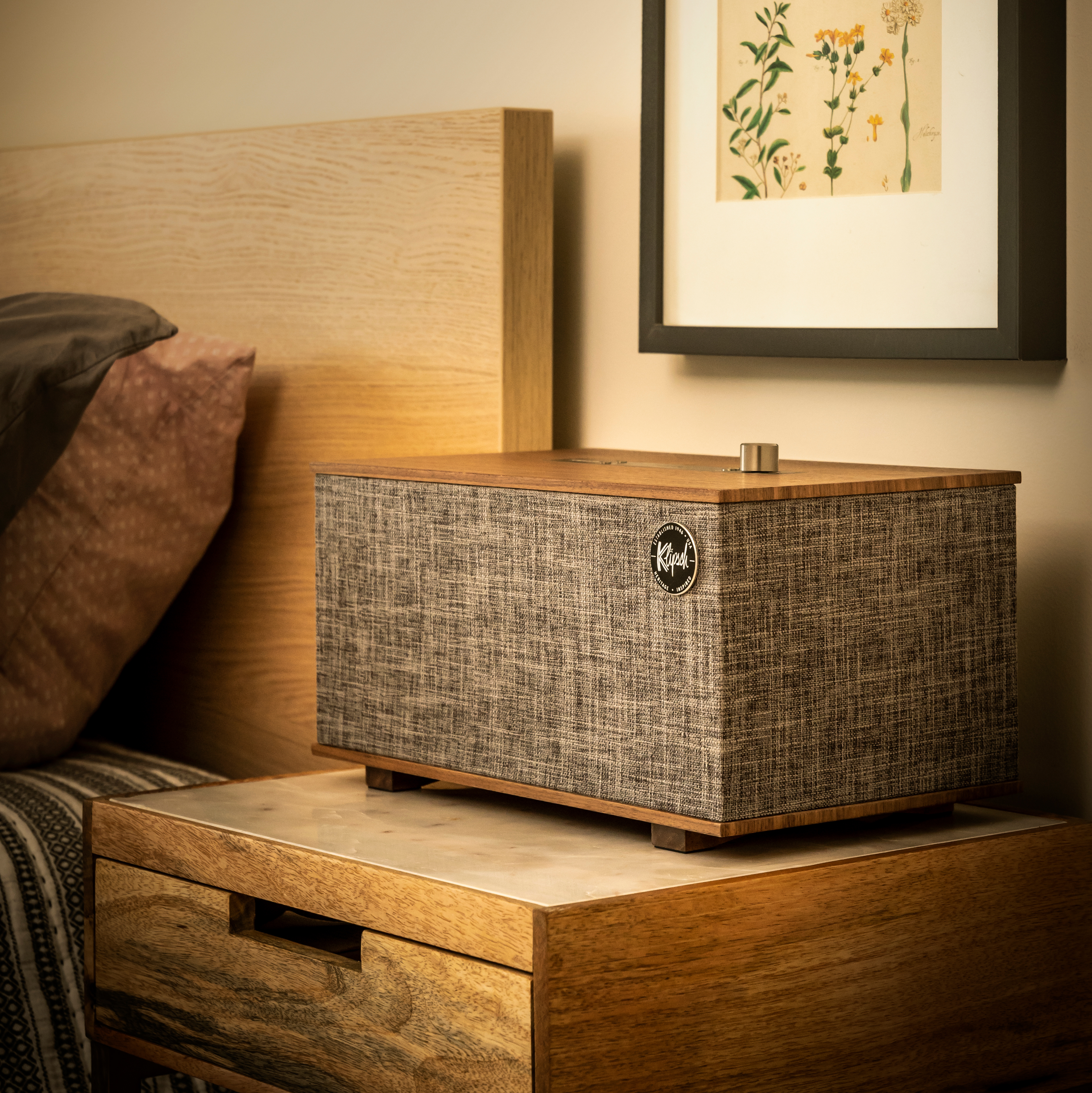 Klipsch The Three Google Assistant Lifestyle 10