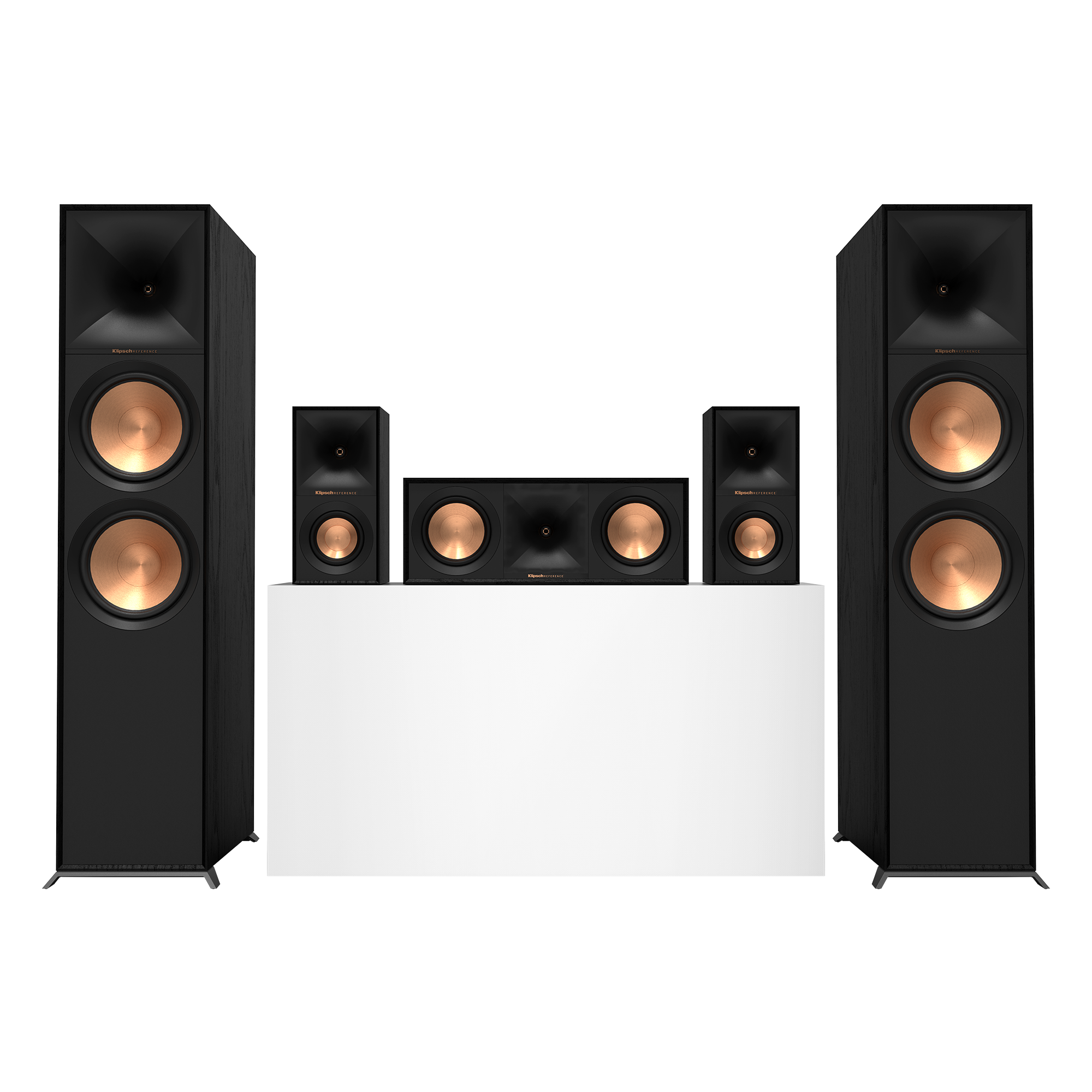 R 806 FA Bundle Stand Front 2000x2000