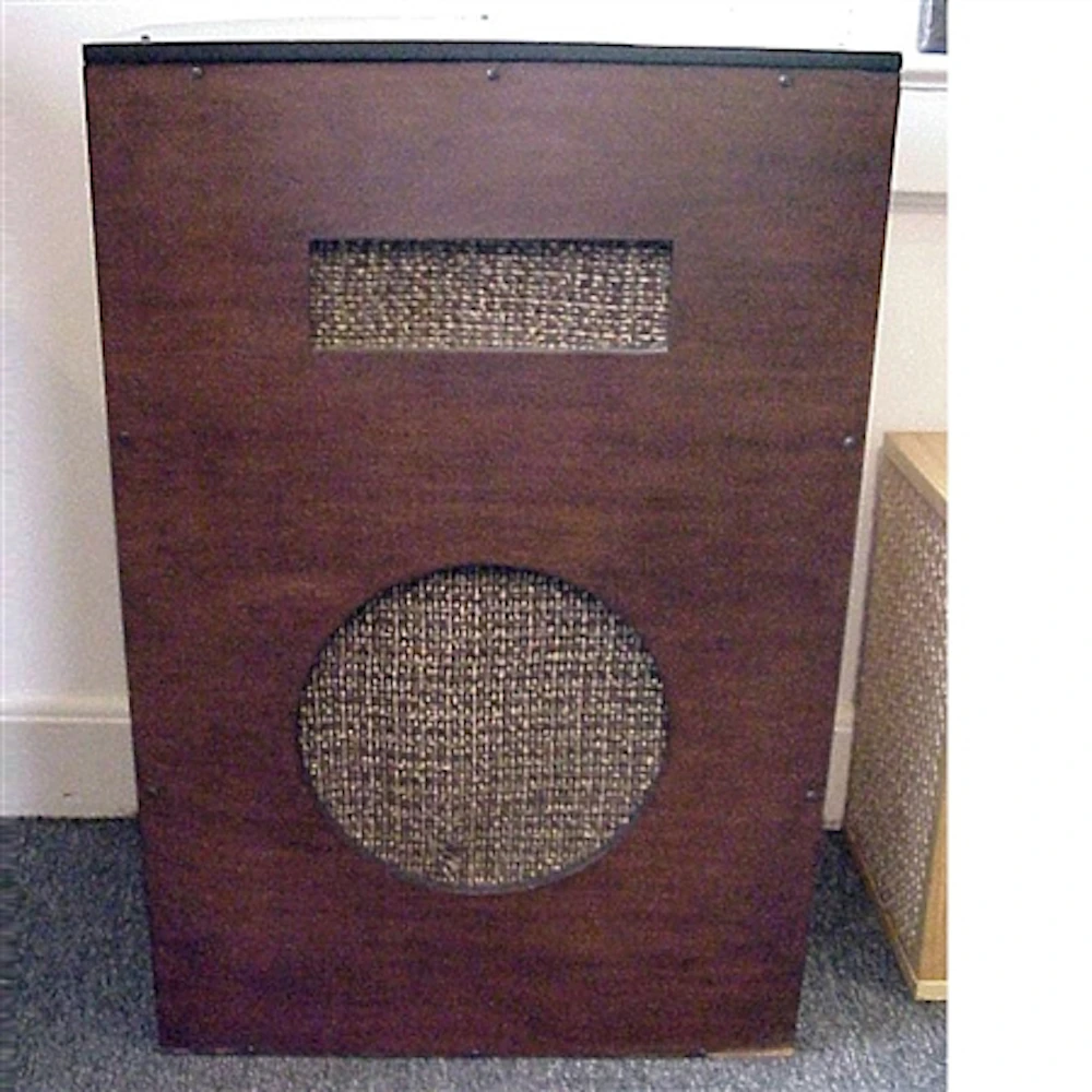 Rebel 4 Floorstanding Speaker