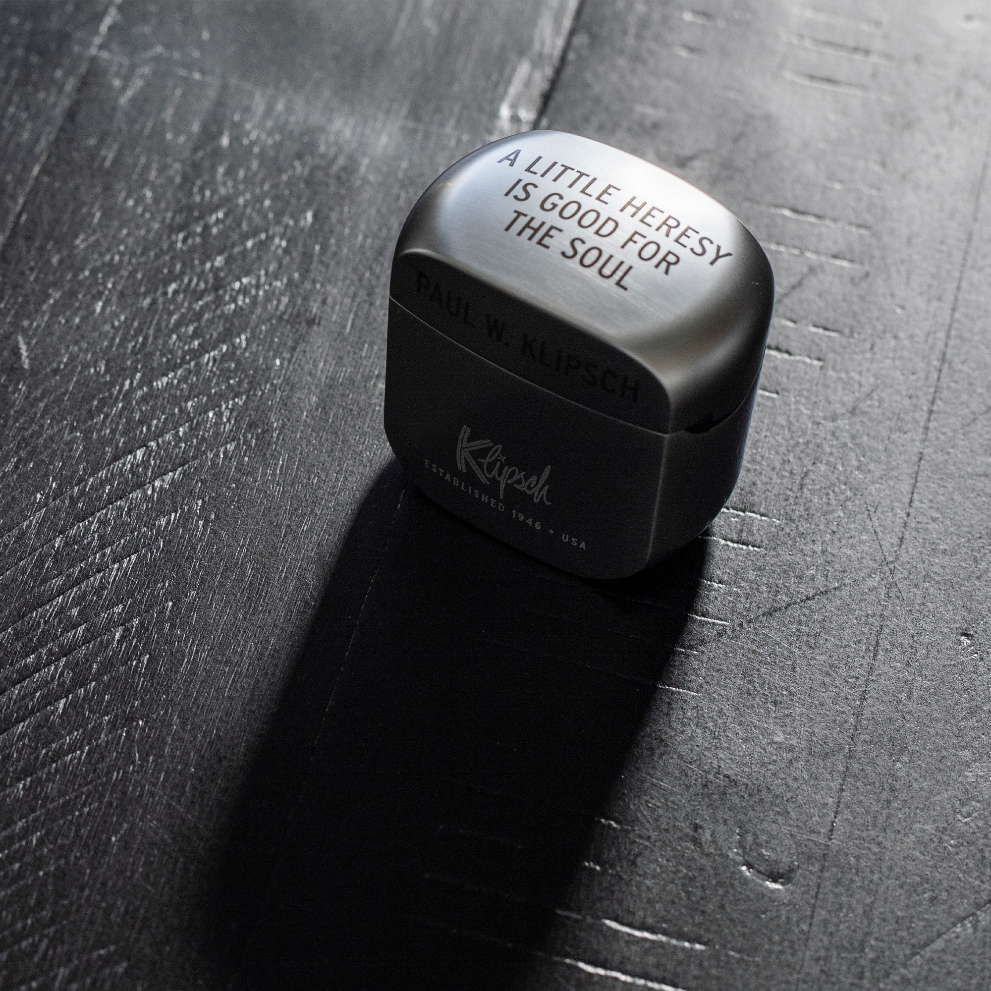 T5 Custom Engravingshadowontable